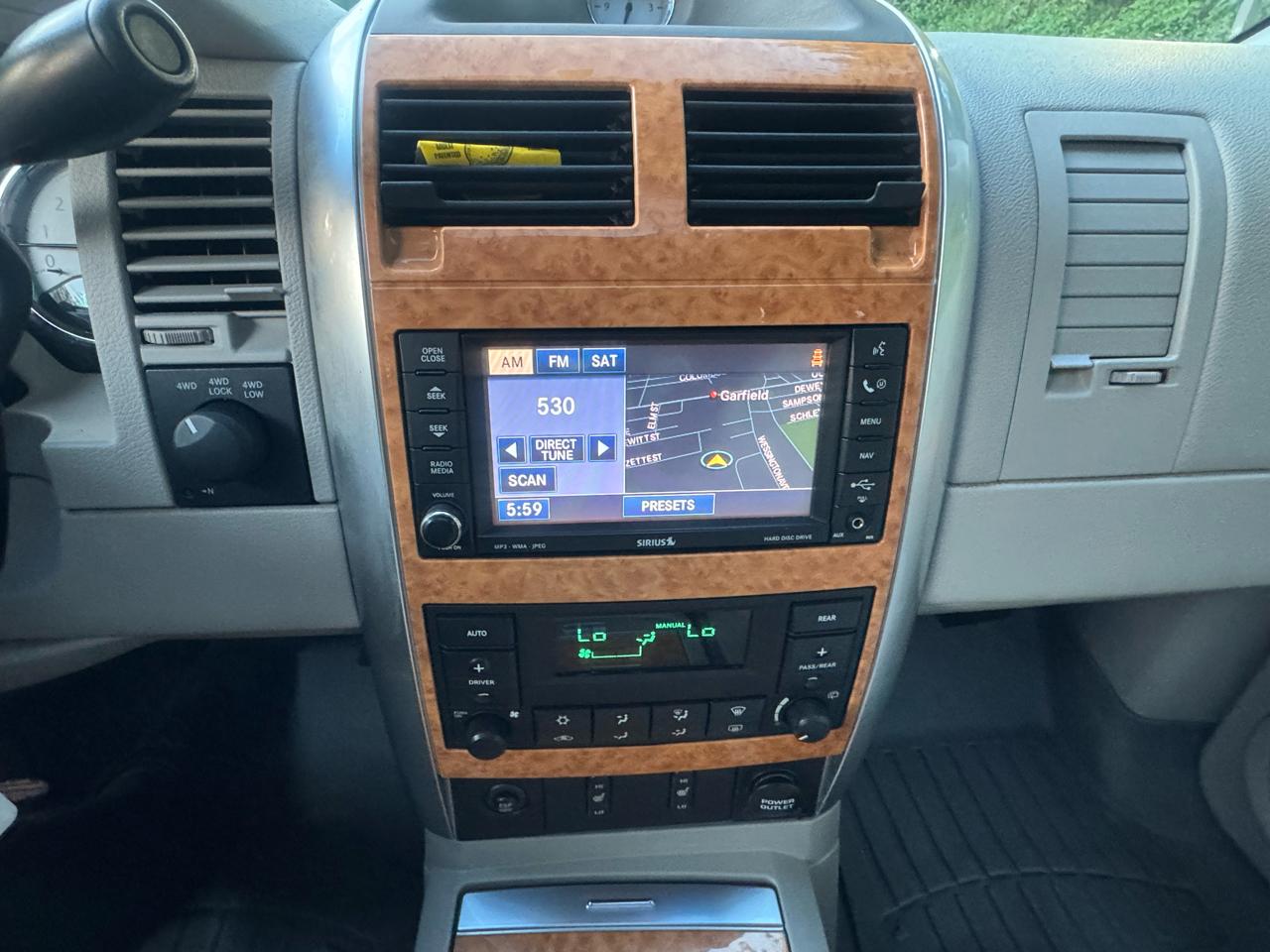 Chrysler Aspen Limited 4WD 2008