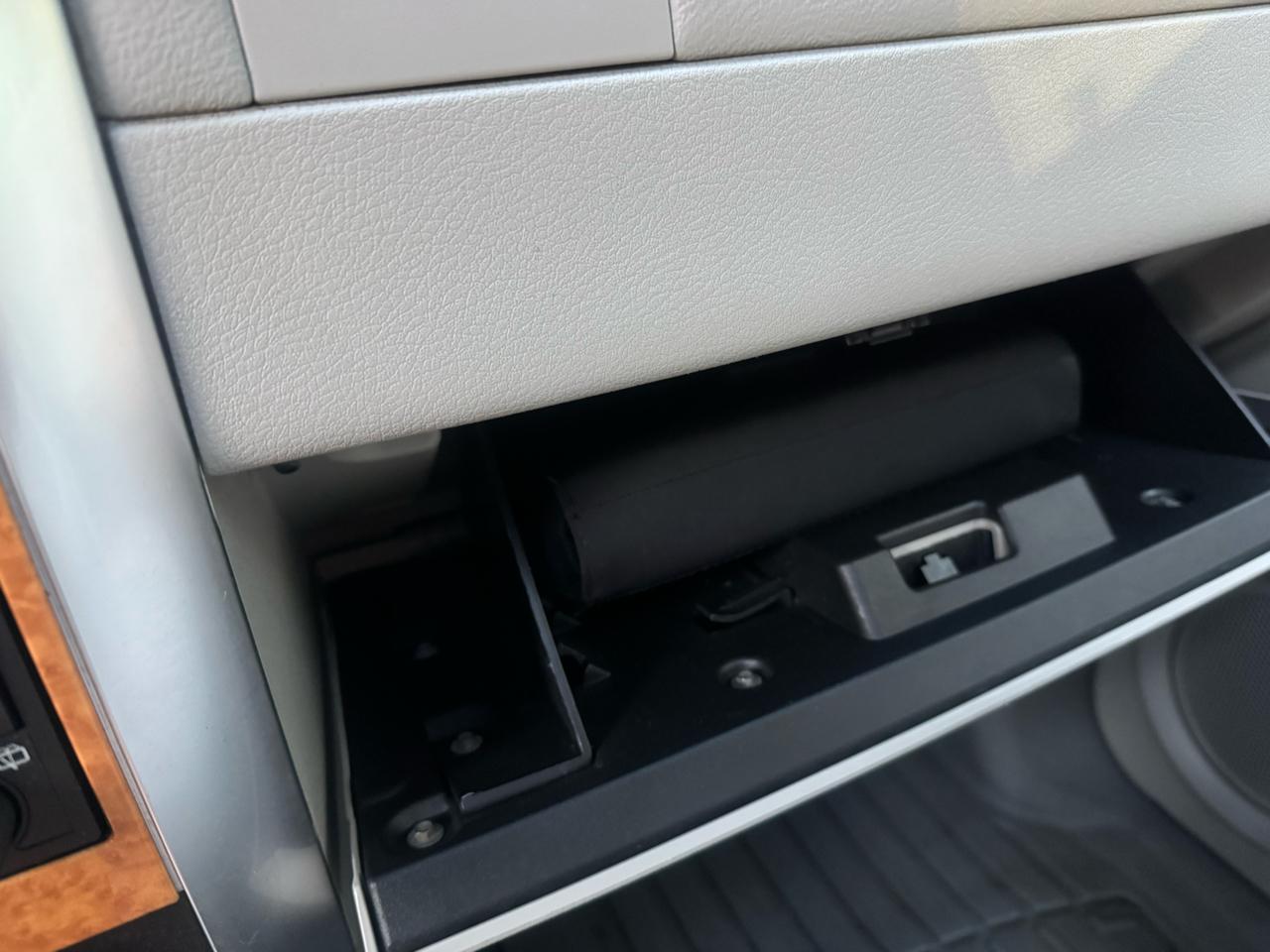 Chrysler Aspen Limited 4WD 2008