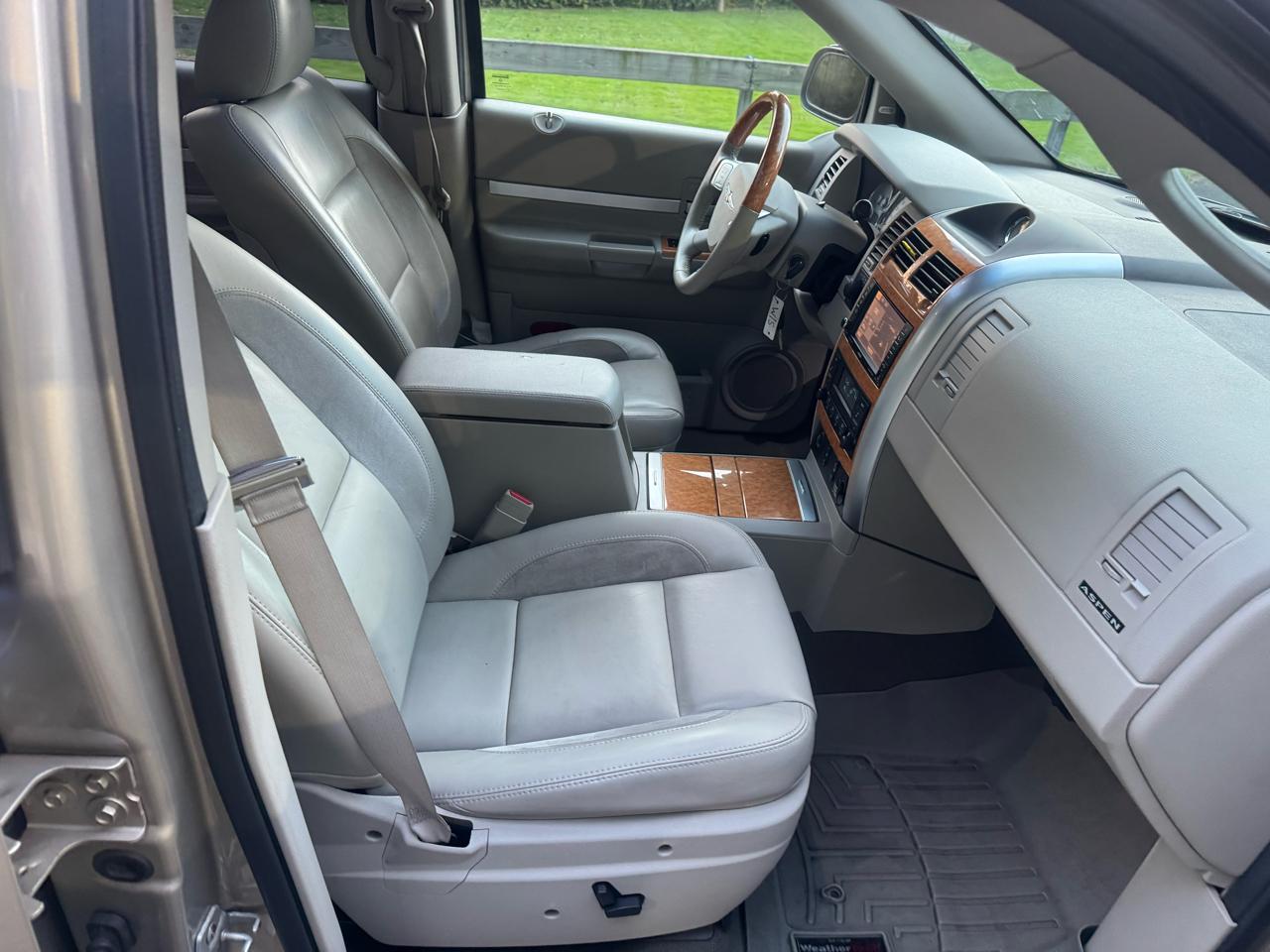 Chrysler Aspen Limited 4WD 2008