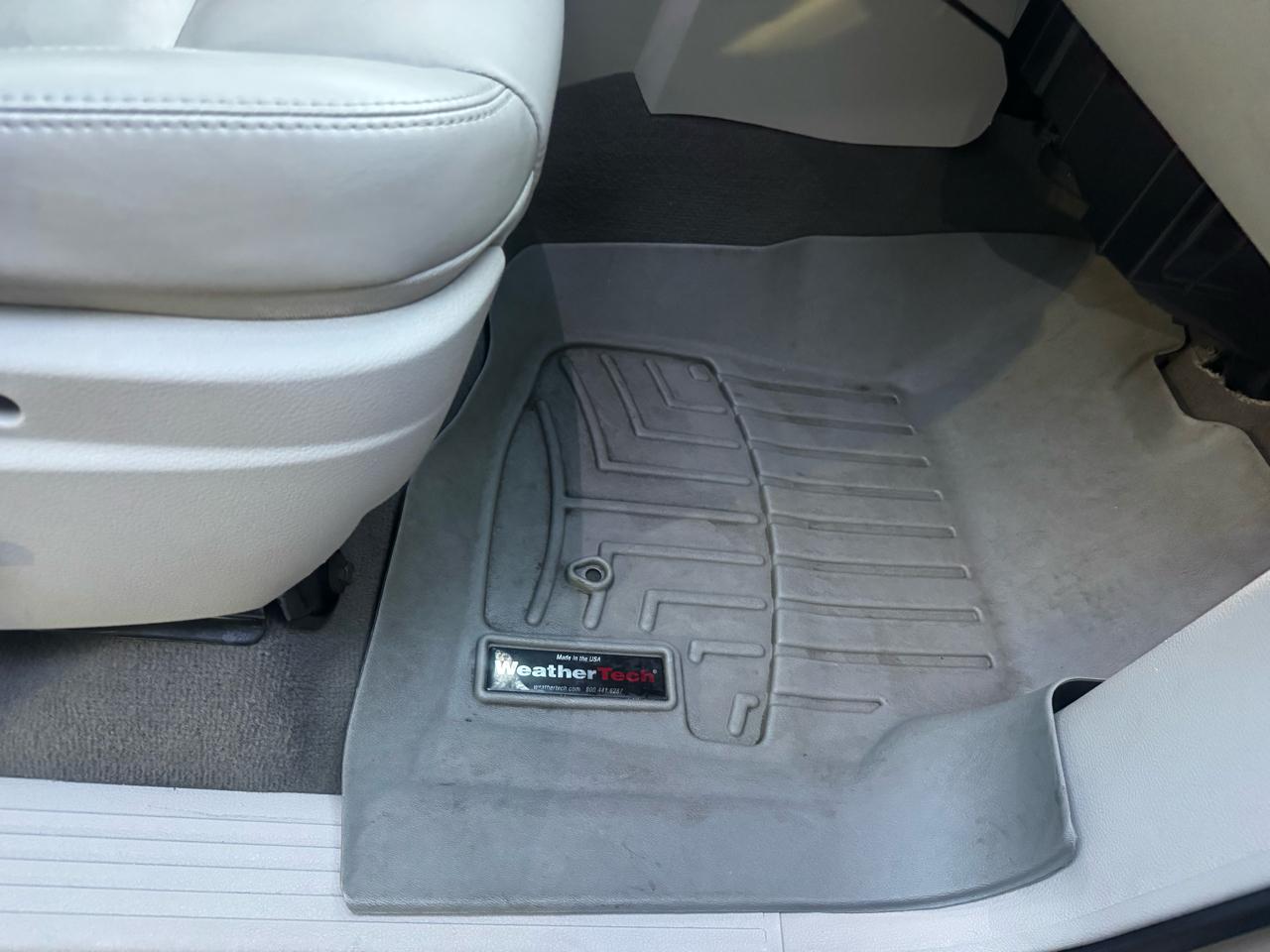Chrysler Aspen Limited 4WD 2008