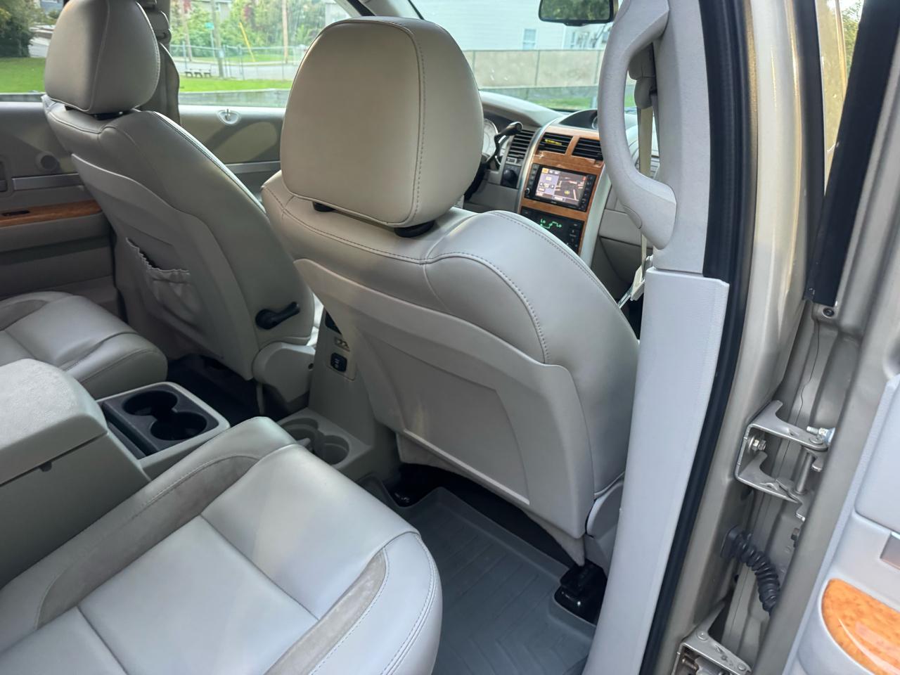Chrysler Aspen Limited 4WD 2008