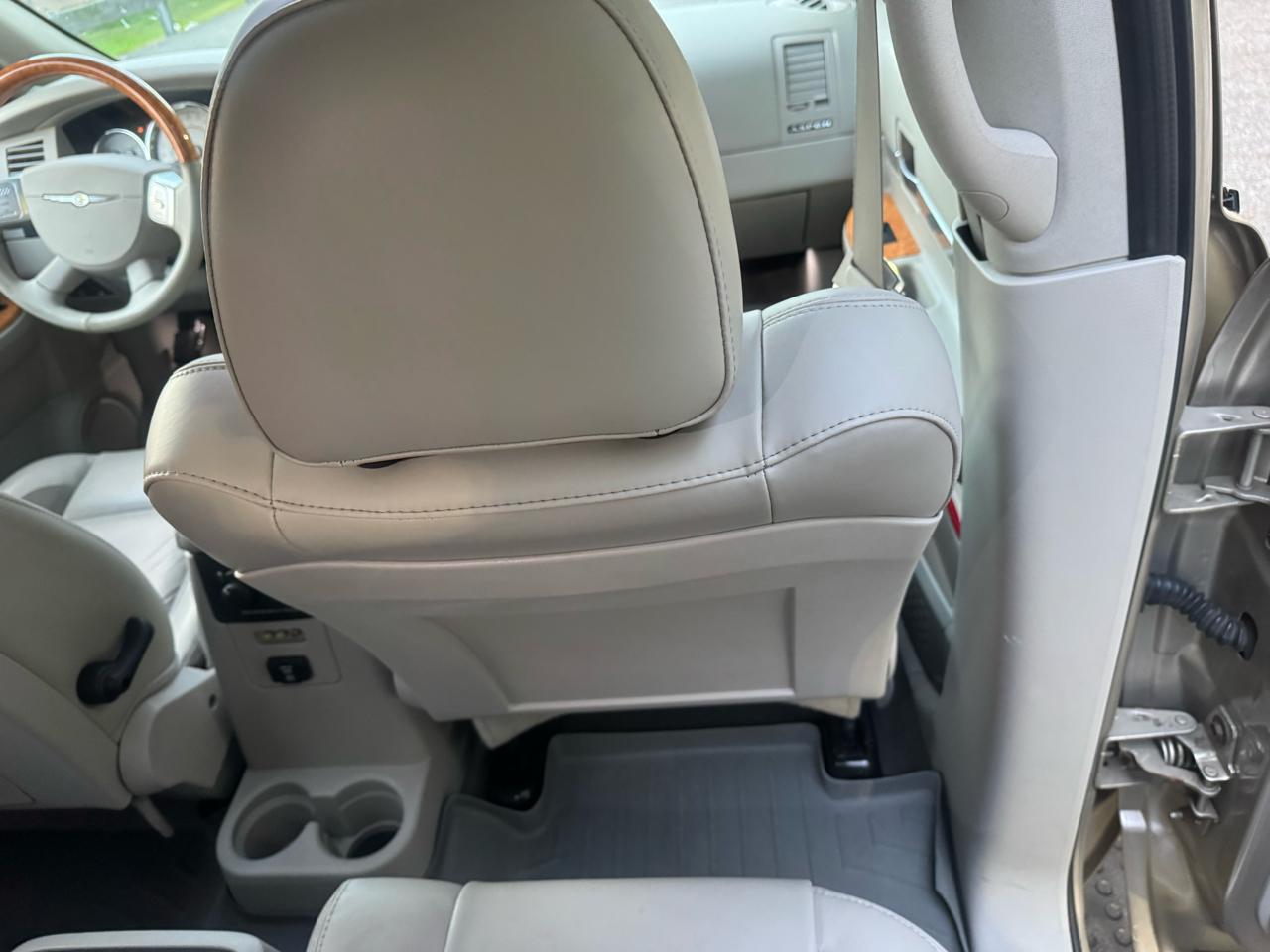 Chrysler Aspen Limited 4WD 2008