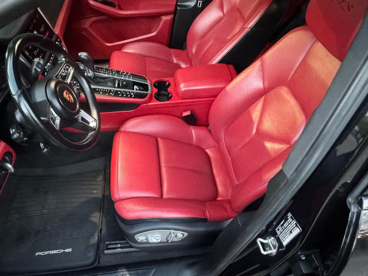 Porsche Macan GTS 2021