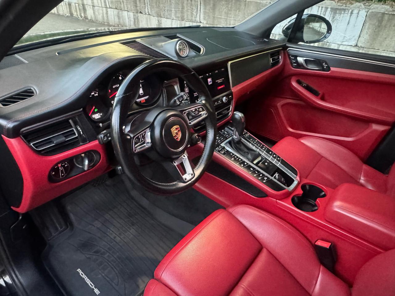 Porsche Macan GTS 2021