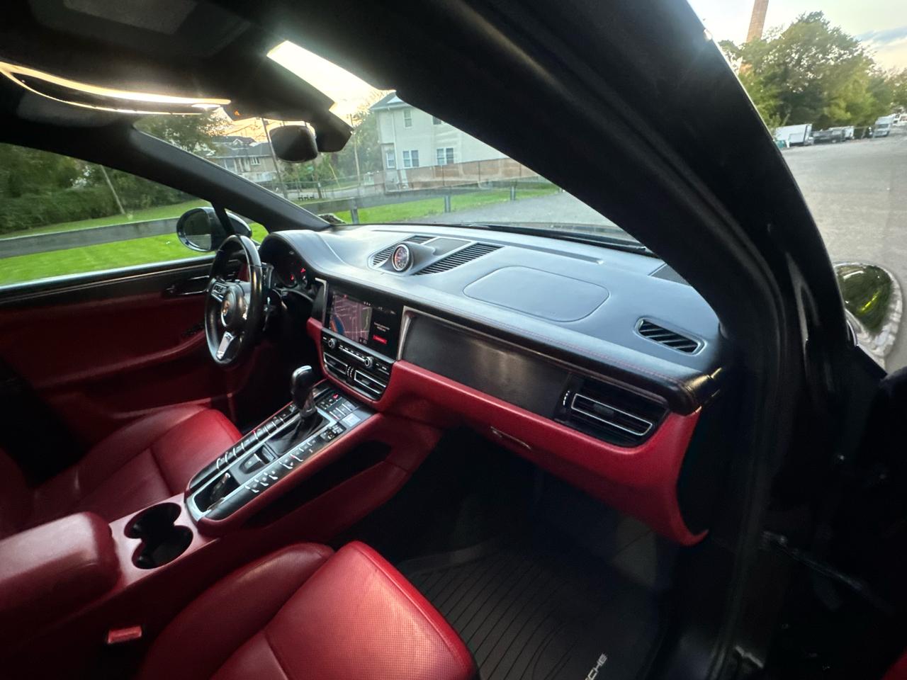 Porsche Macan GTS 2021