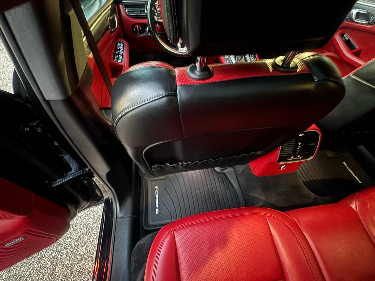 Porsche Macan GTS 2021