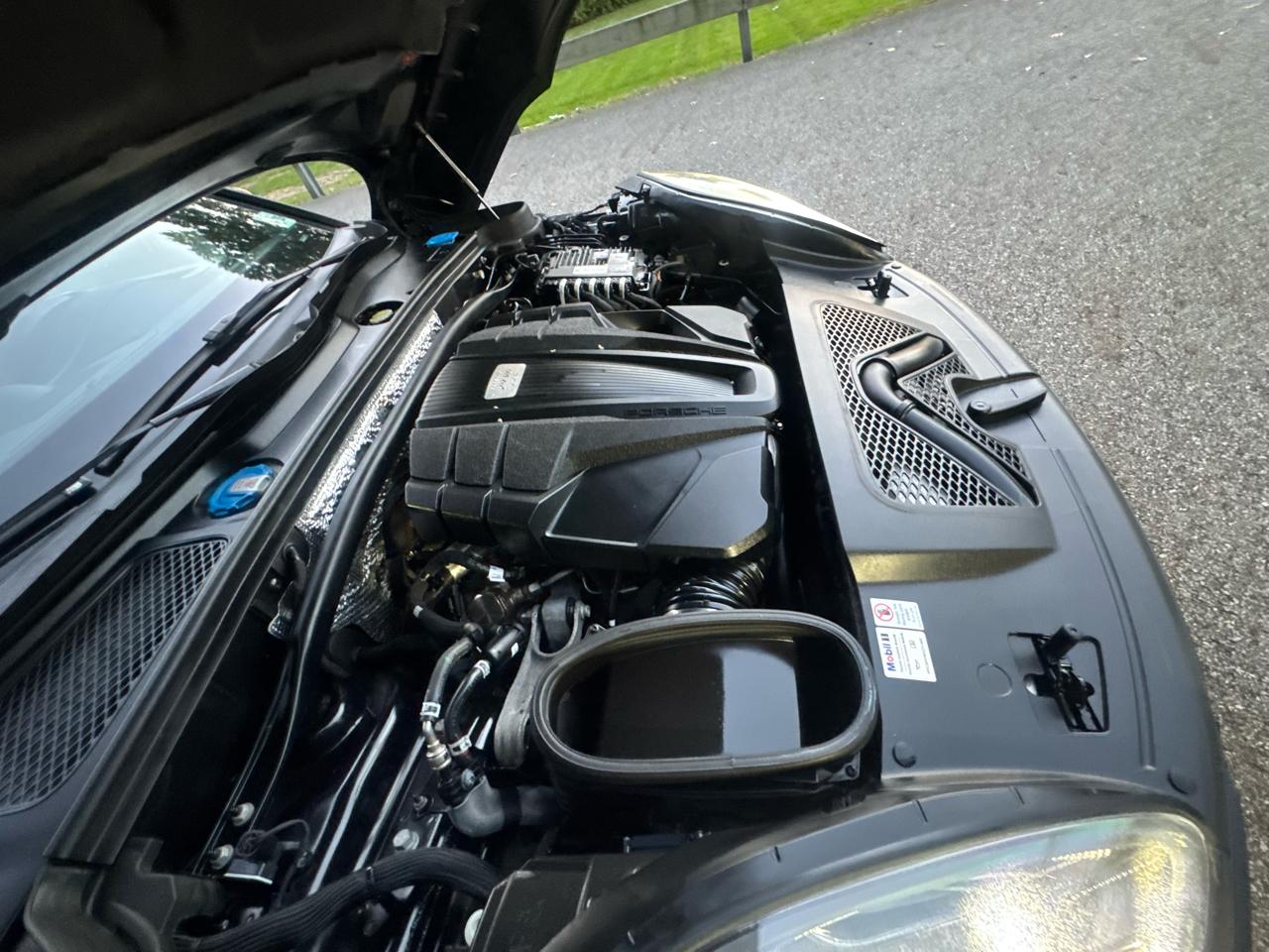 Porsche Macan GTS 2021