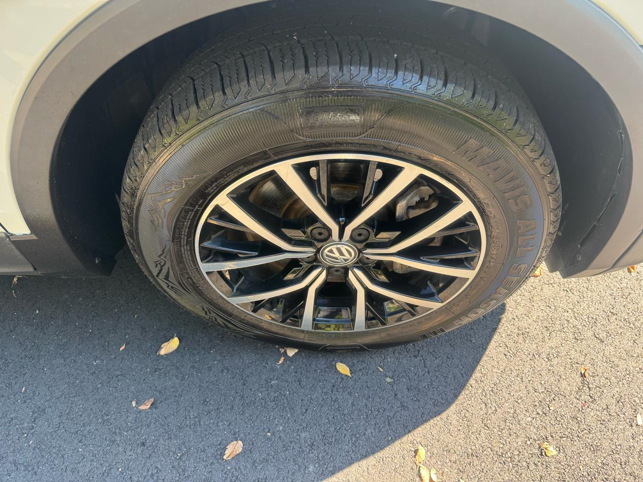 Volkswagen Tiguan SE 4Motion 2021