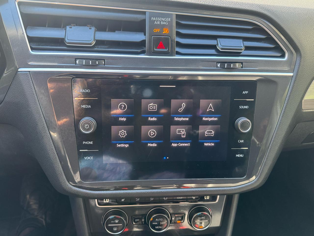 Volkswagen Tiguan SE 4Motion 2021