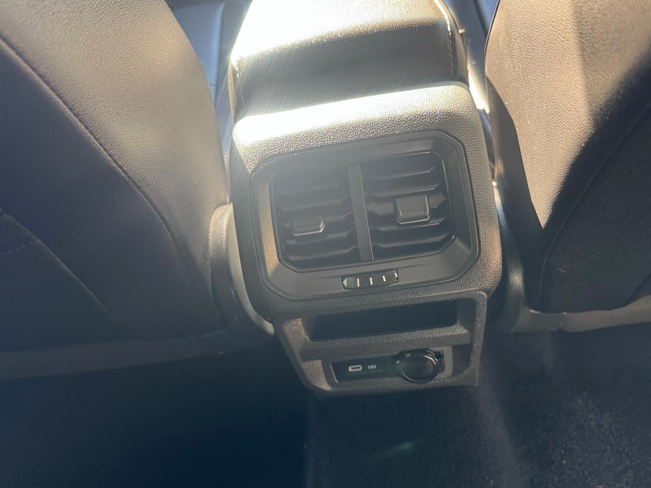 Volkswagen Tiguan SE 4Motion 2021