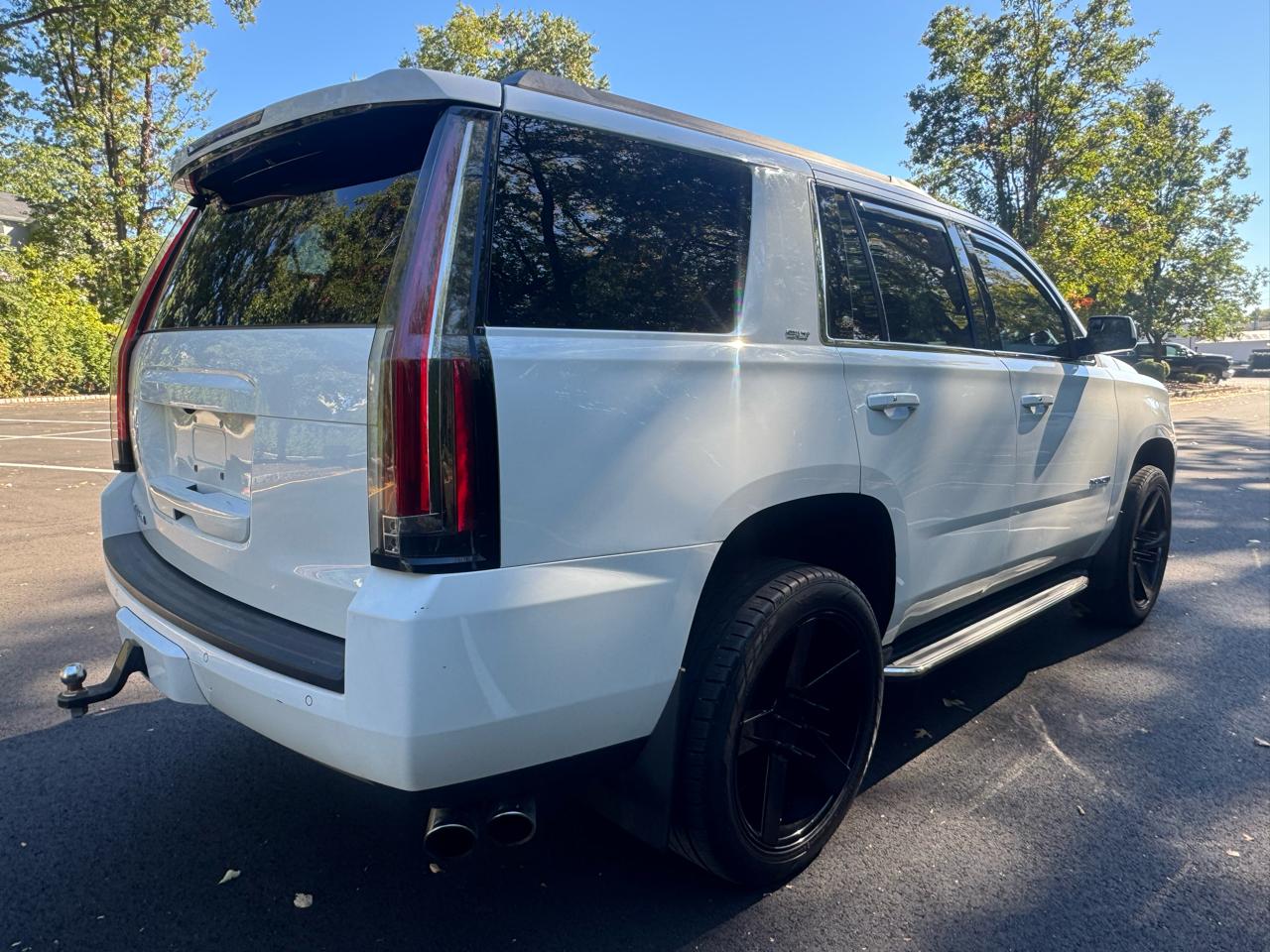GMC Yukon SLT 4WD 2017