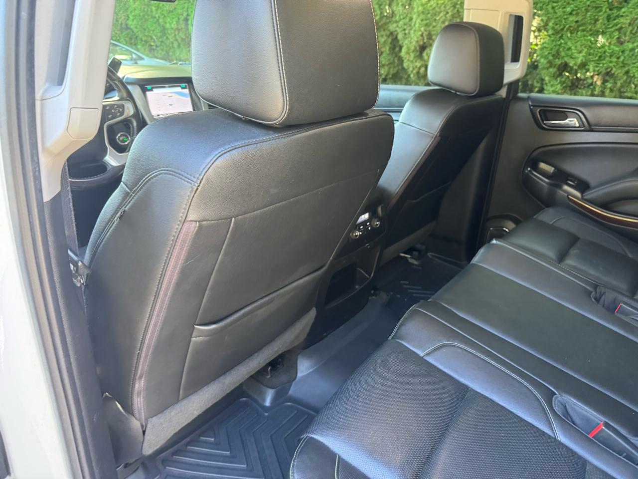 GMC Yukon SLT 4WD 2017