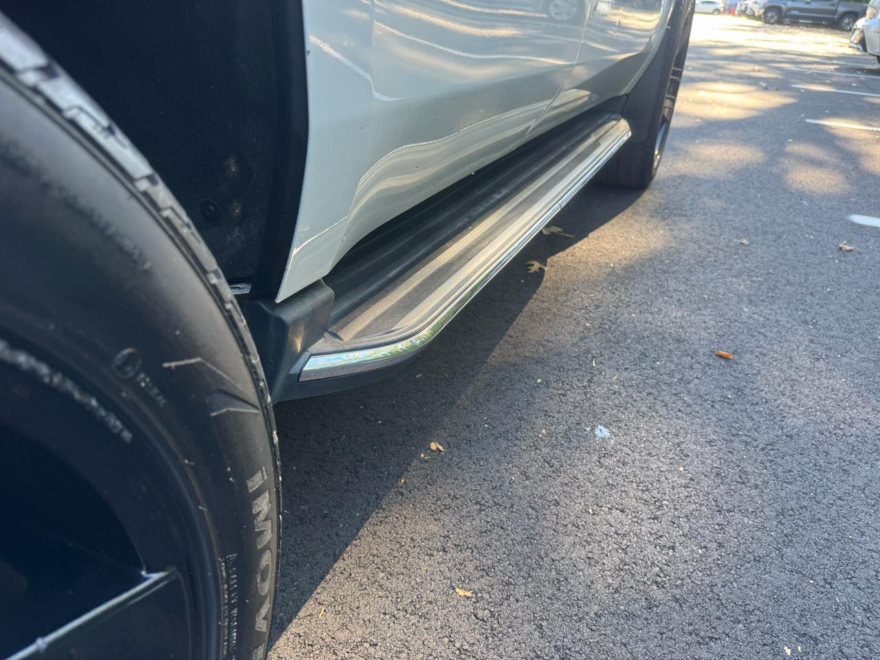 GMC Yukon SLT 4WD 2017