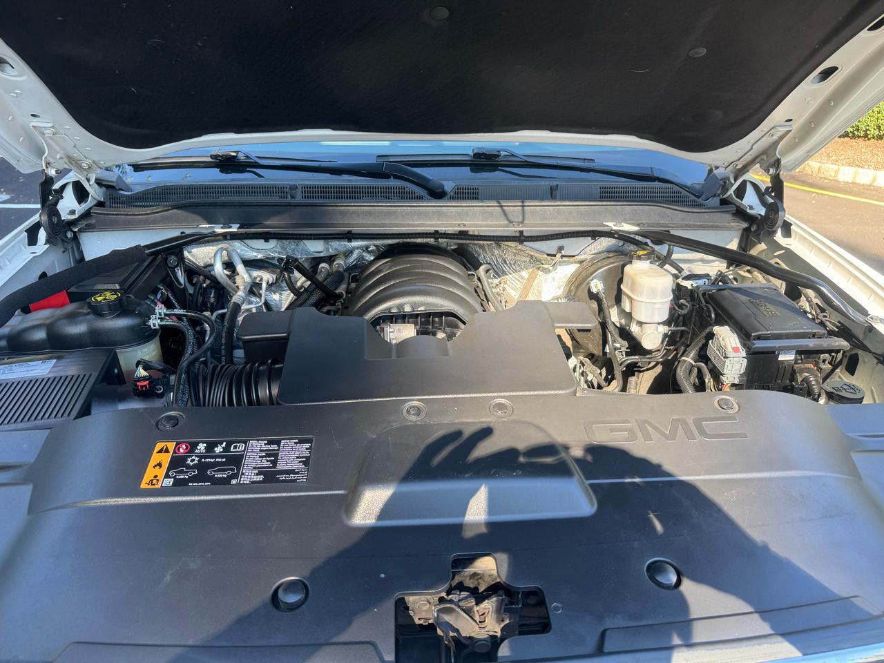 GMC Yukon SLT 4WD 2017