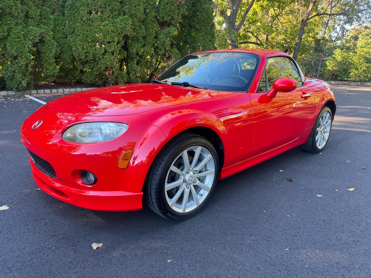 Mazda MX-5 Miata Touring Power Retractable Hardtop 2008
