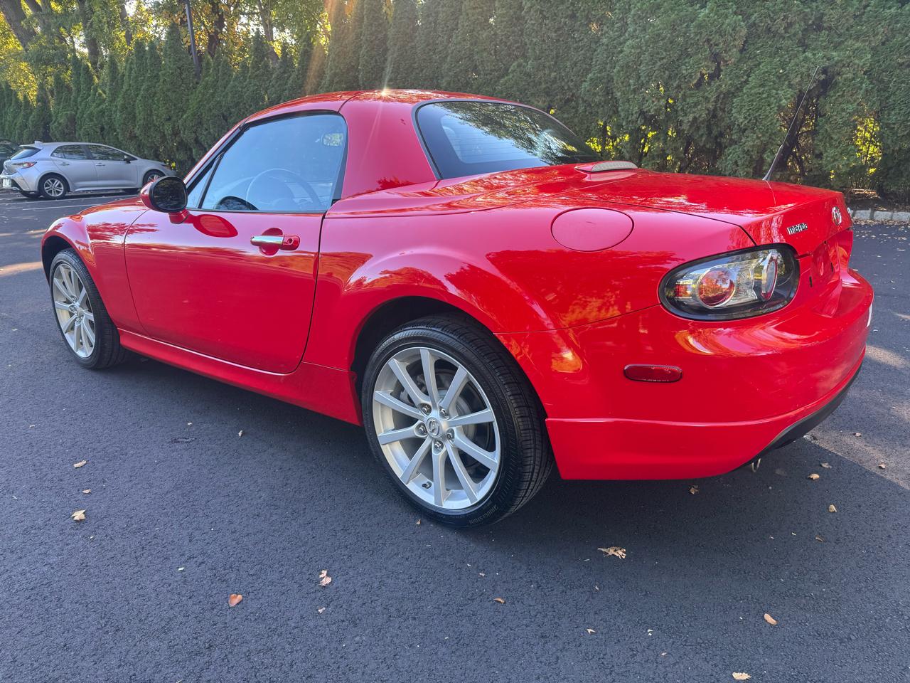 Mazda MX-5 Miata Touring Power Retractable Hardtop 2008