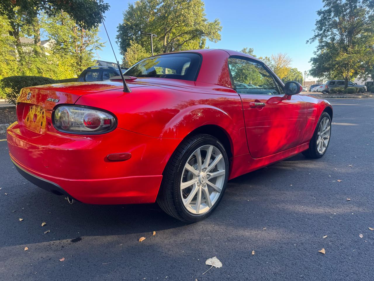 Mazda MX-5 Miata Touring Power Retractable Hardtop 2008