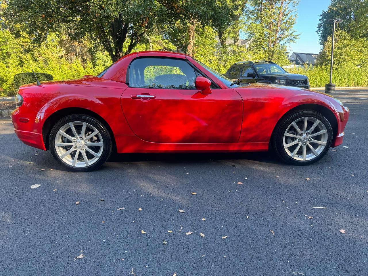 Mazda MX-5 Miata Touring Power Retractable Hardtop 2008