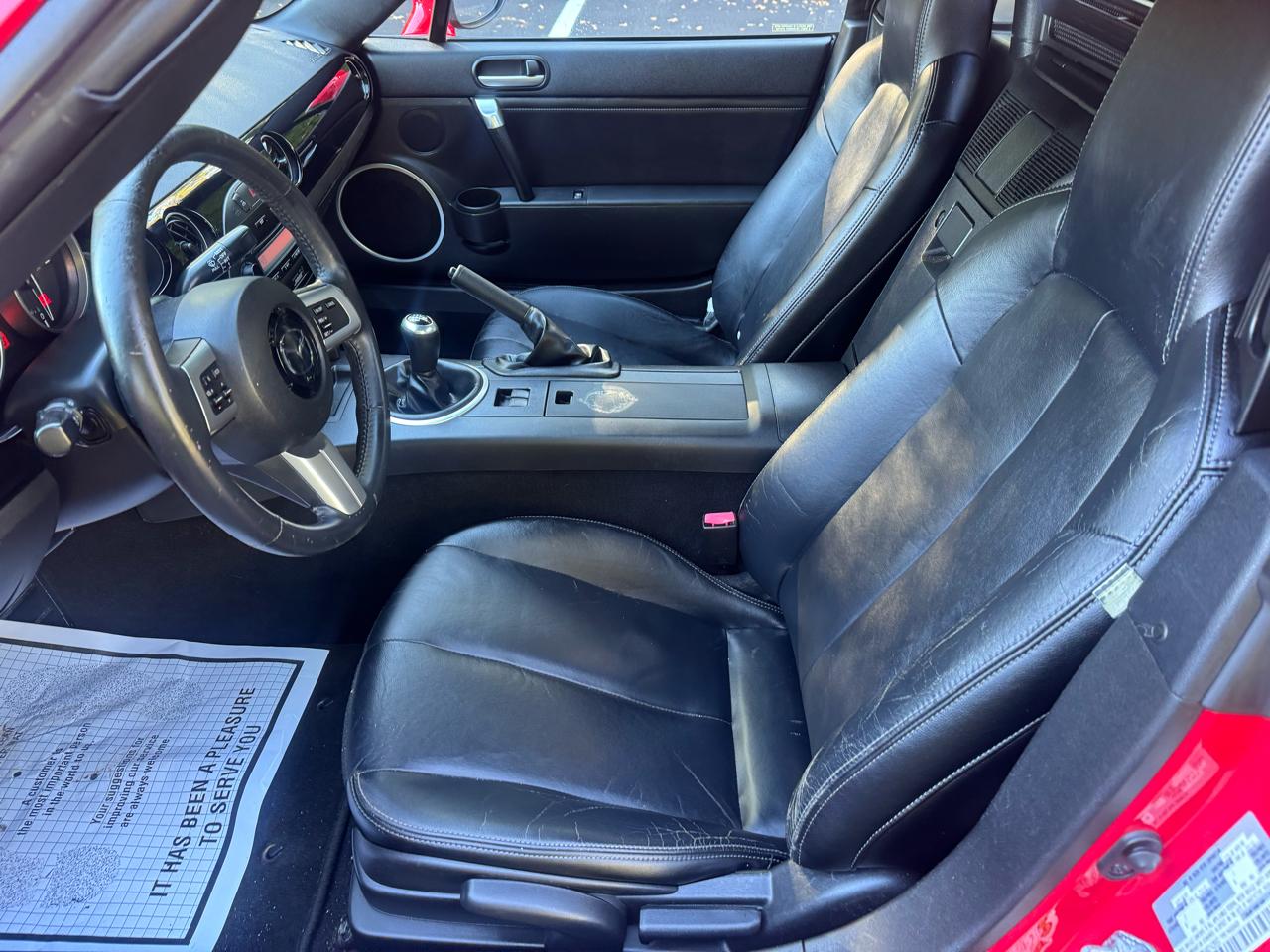 Mazda MX-5 Miata Touring Power Retractable Hardtop 2008