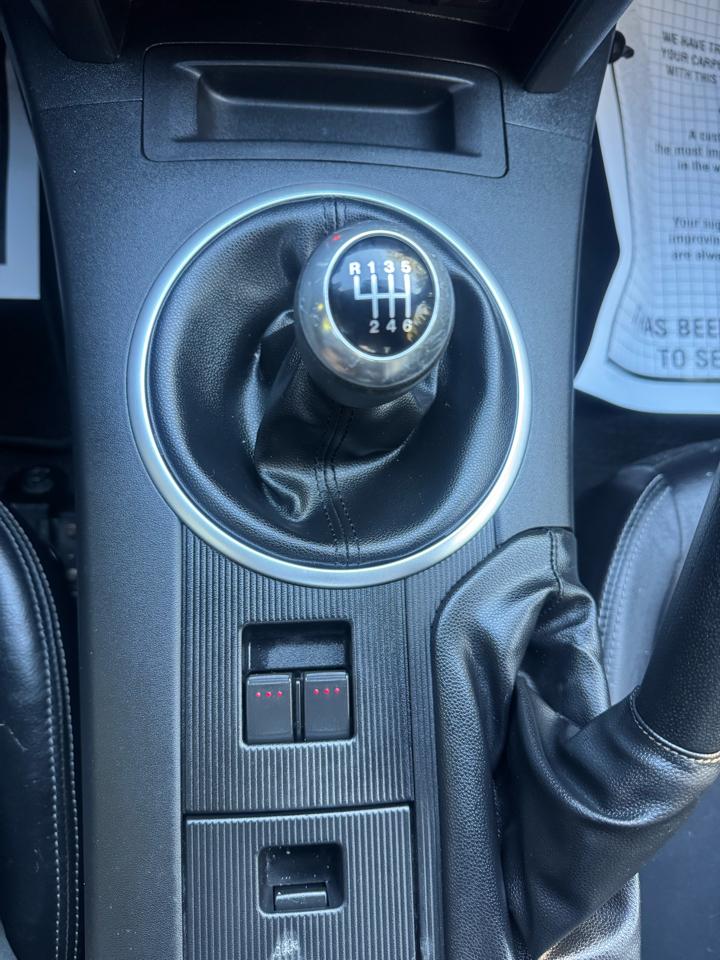 Mazda MX-5 Miata Touring Power Retractable Hardtop 2008