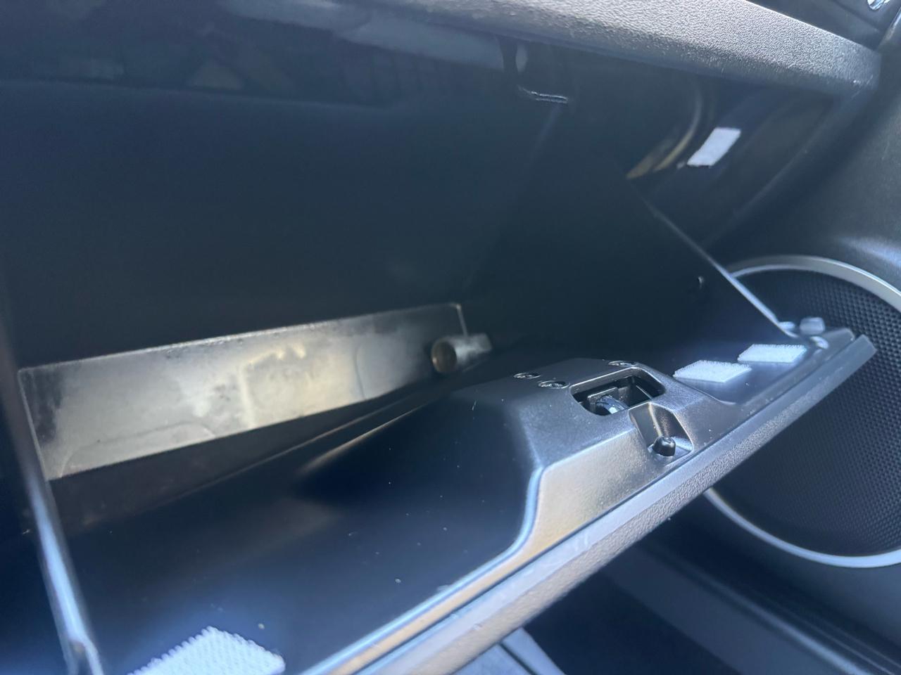 Mazda MX-5 Miata Touring Power Retractable Hardtop 2008