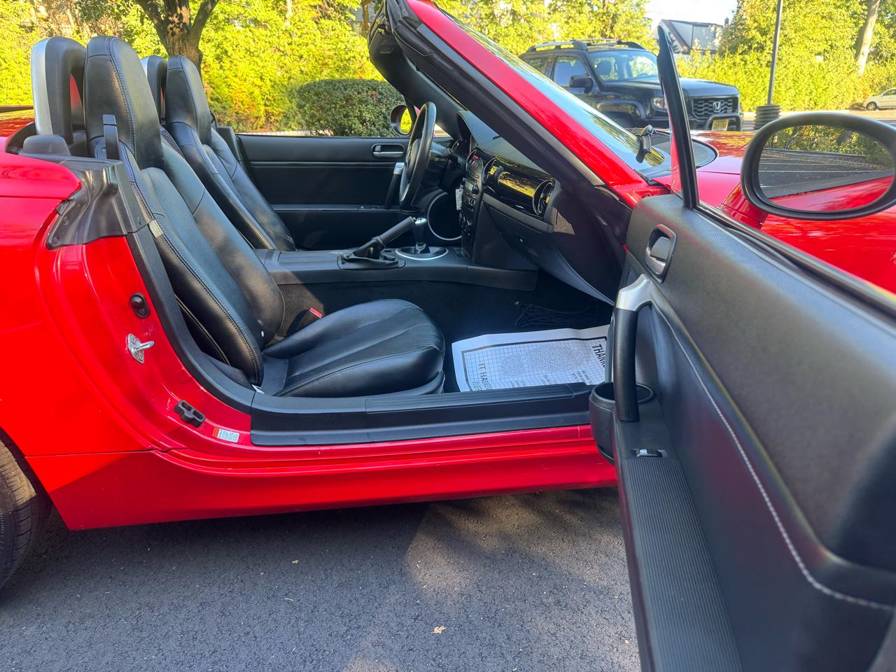 Mazda MX-5 Miata Touring Power Retractable Hardtop 2008