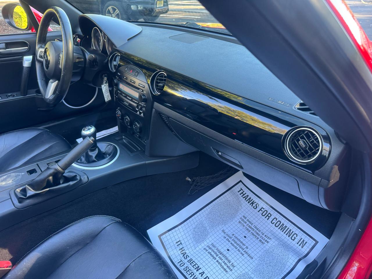 Mazda MX-5 Miata Touring Power Retractable Hardtop 2008
