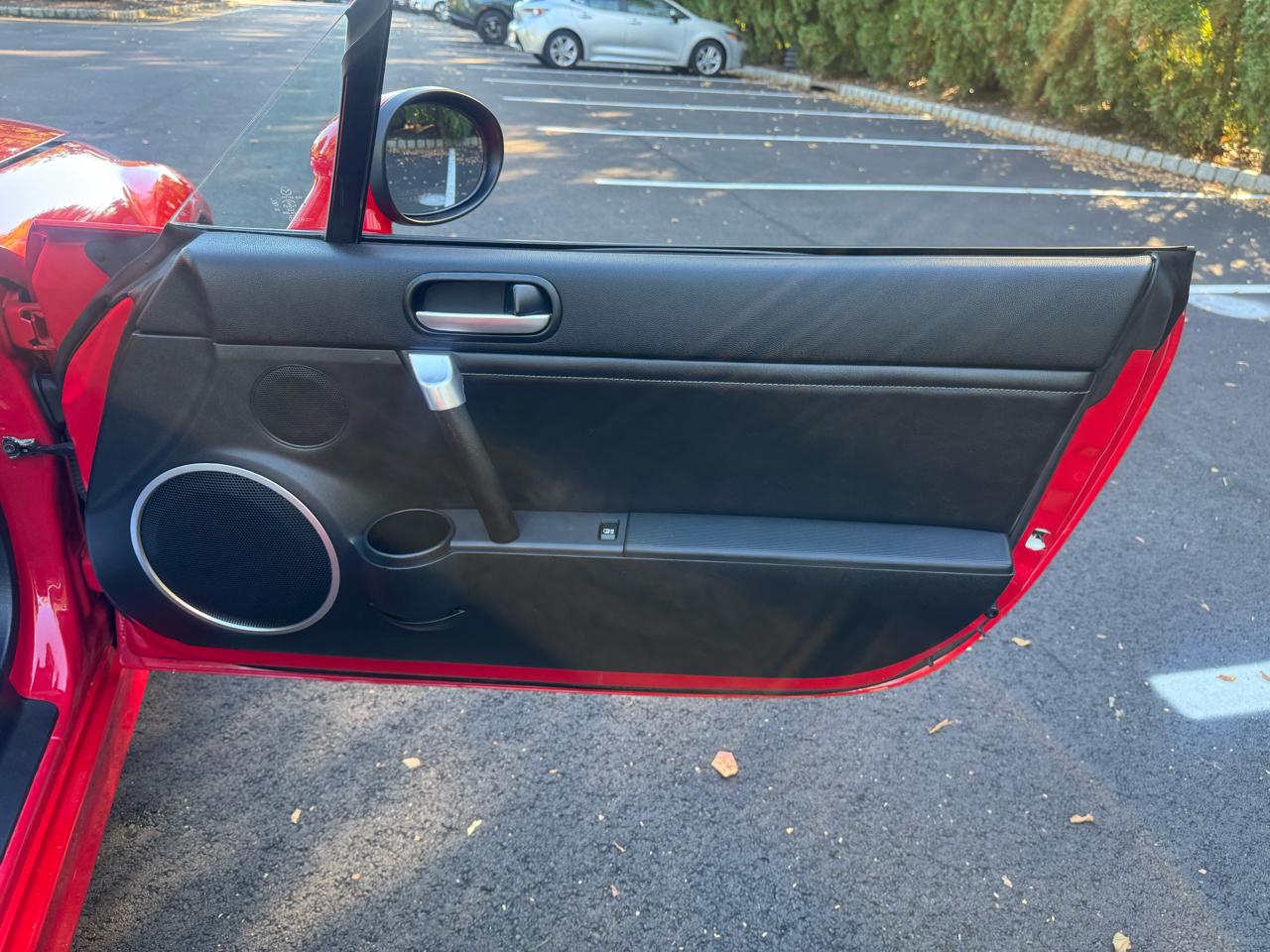 Mazda MX-5 Miata Touring Power Retractable Hardtop 2008