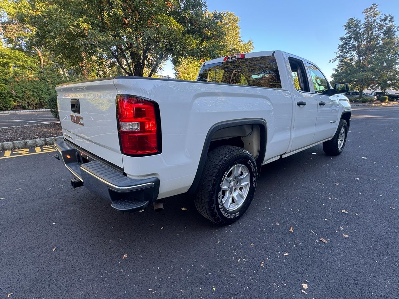 GMC Sierra 1500 Base Double Cab 4WD 2018