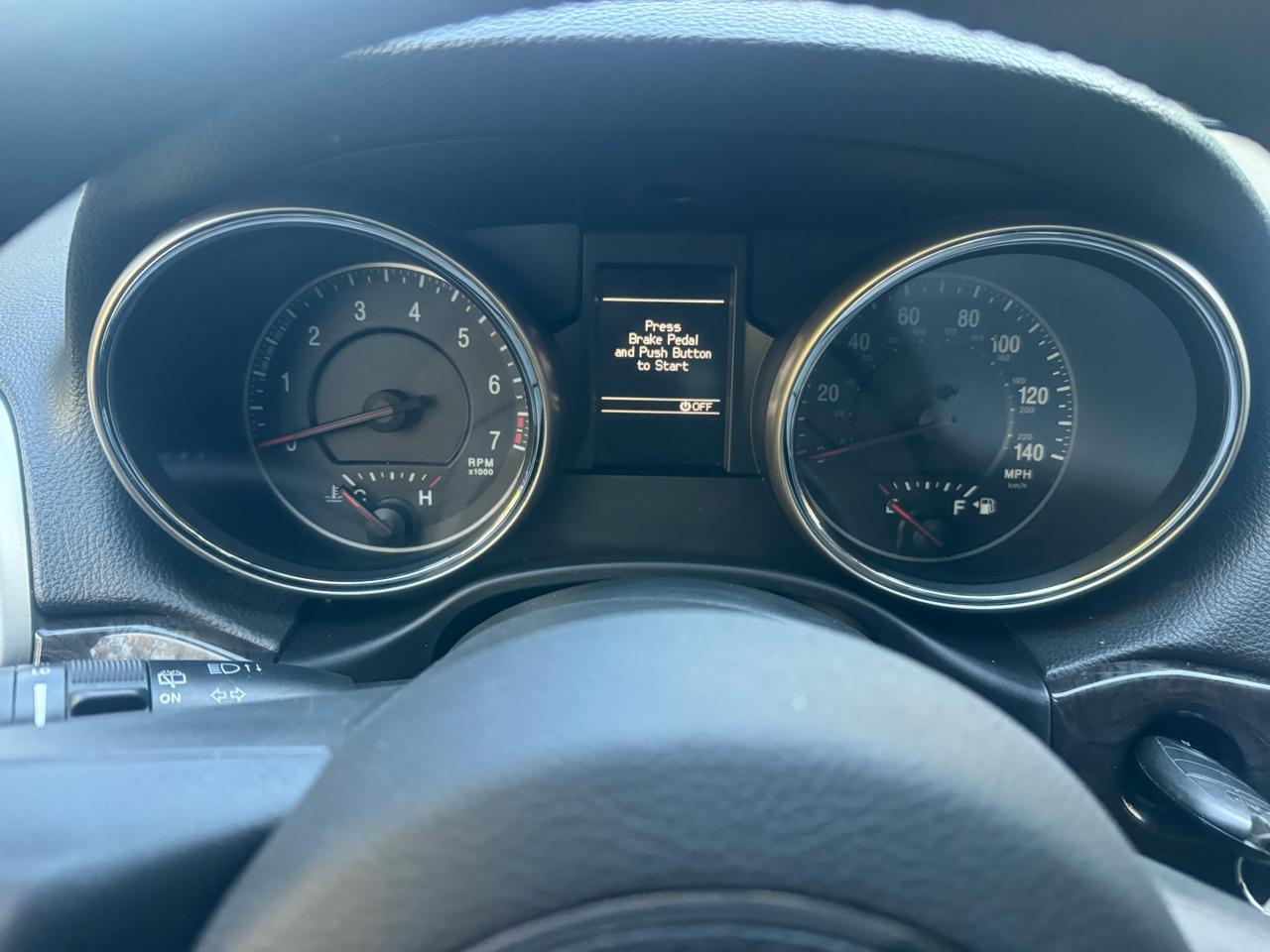 Jeep Grand Cherokee Laredo 4WD 2011