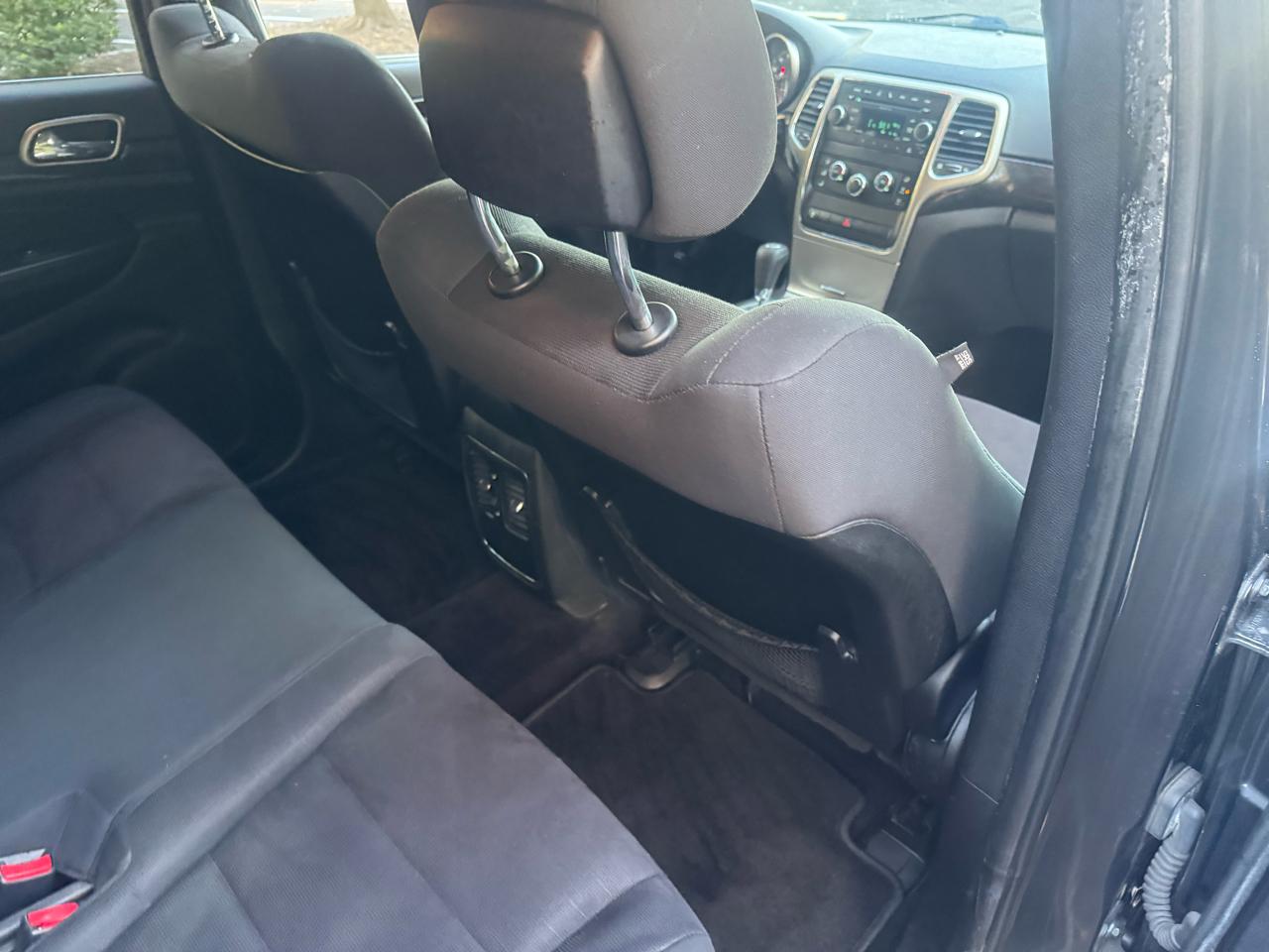 Jeep Grand Cherokee Laredo 4WD 2011