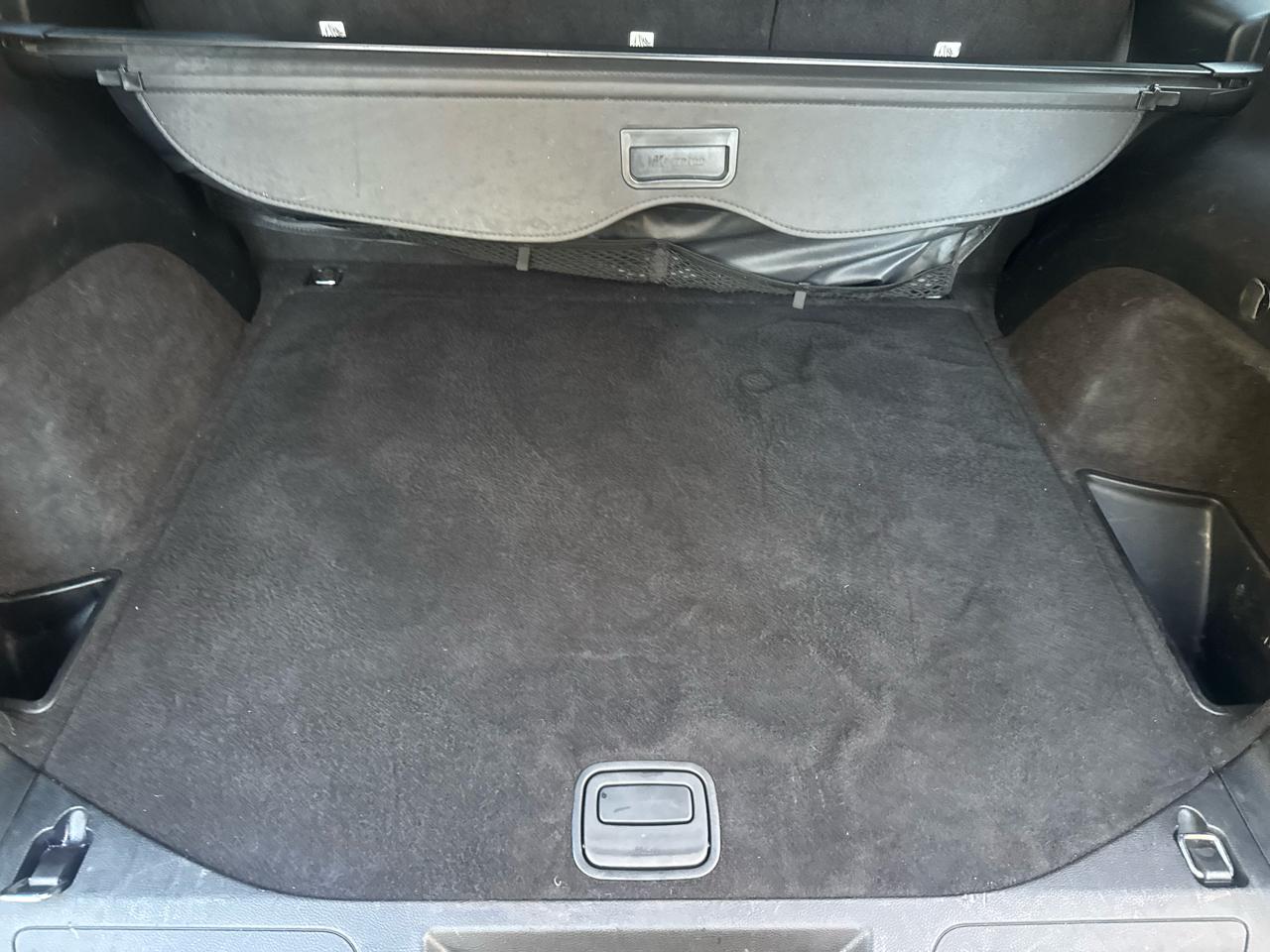 Jeep Grand Cherokee Laredo 4WD 2011