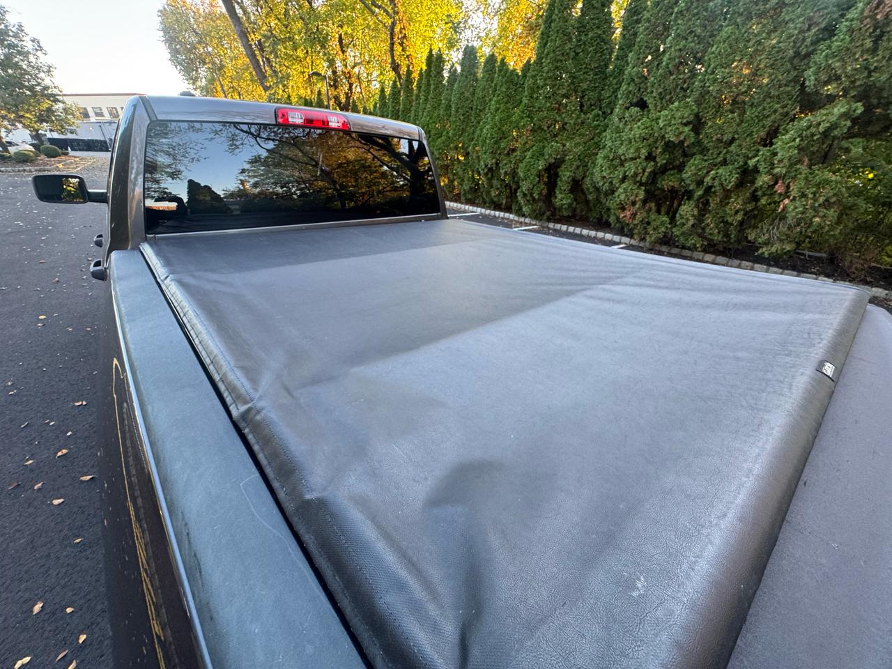 RAM 1500 4WD Crew Cab 140.5" Express 2017