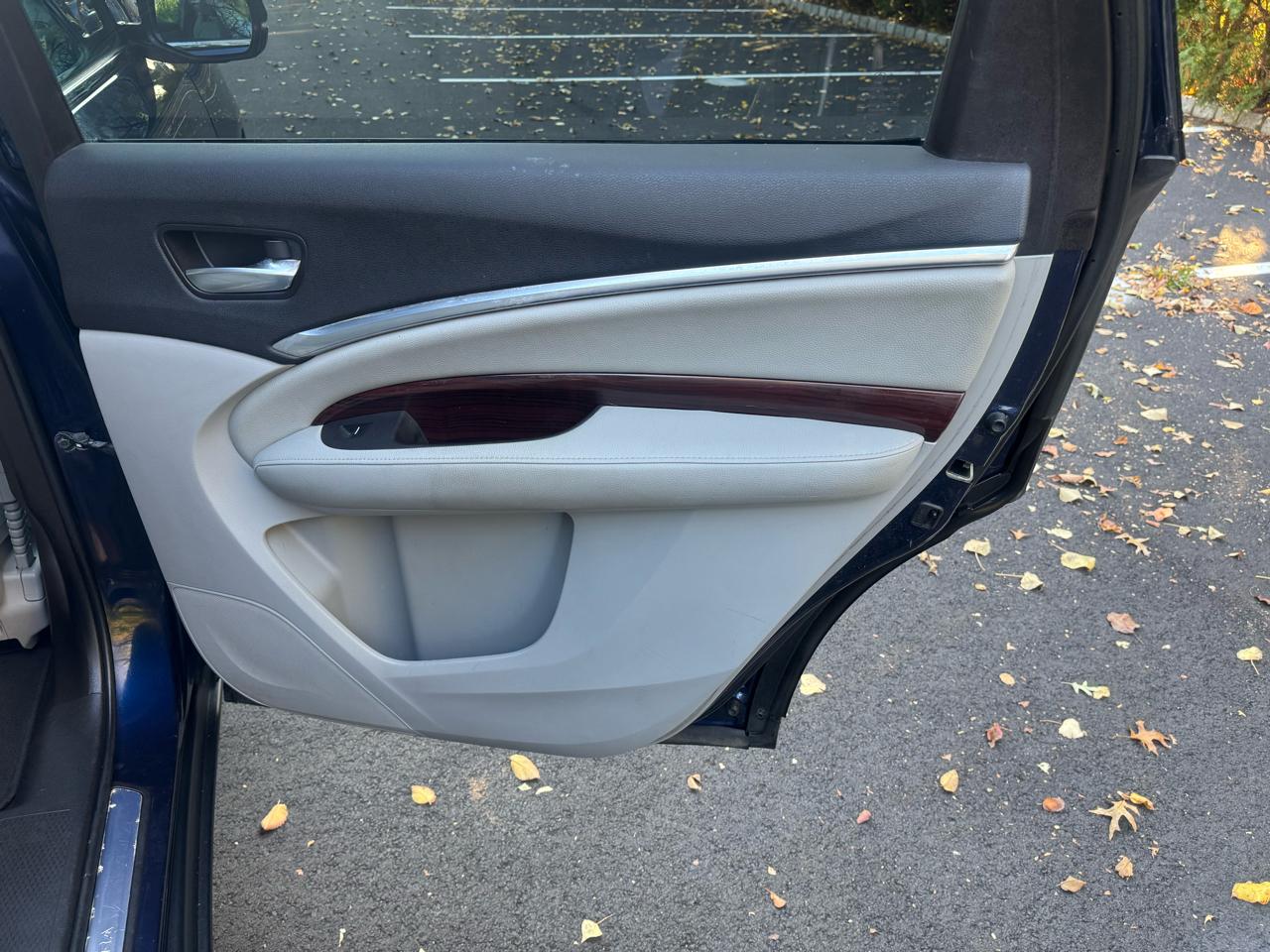 Acura MDX SH-AWD 6-Spd AT w/Tech Package 2014