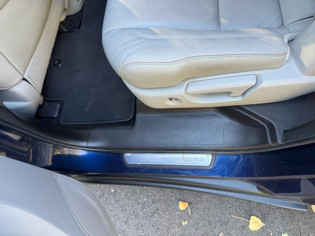 Acura MDX SH-AWD 6-Spd AT w/Tech Package 2014