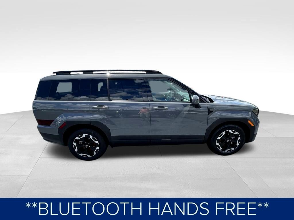 2025 Hyundai Santa Fe SEL photo 3