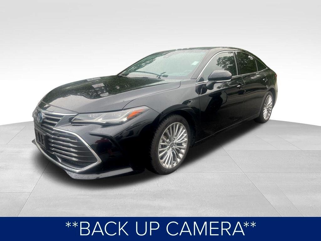 2022 Toyota Avalon Hybrid Limited photo 4