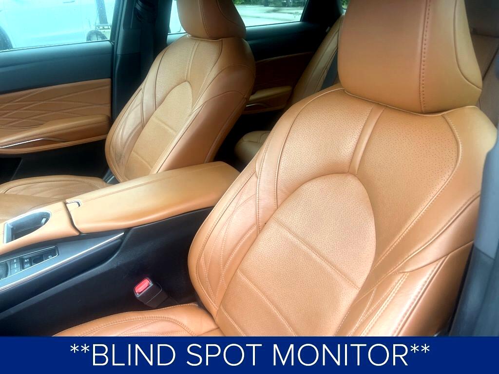 2022 Toyota Avalon Hybrid Limited photo 7