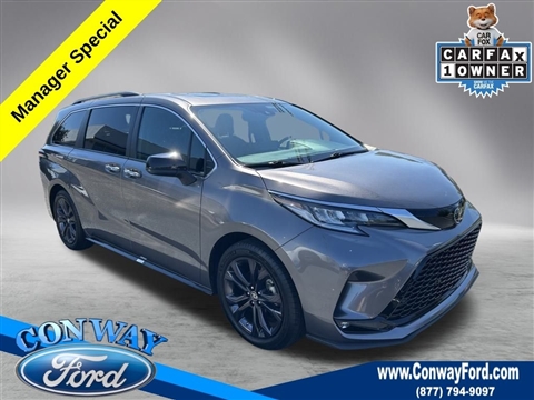 2022 Toyota Sienna XSE 7-Passenger