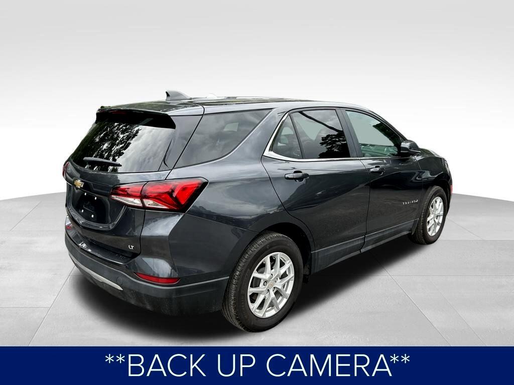 2023 Chevrolet Equinox LT photo 3