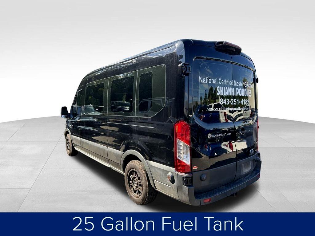 2019 Ford Transit Passenger XLT photo 5