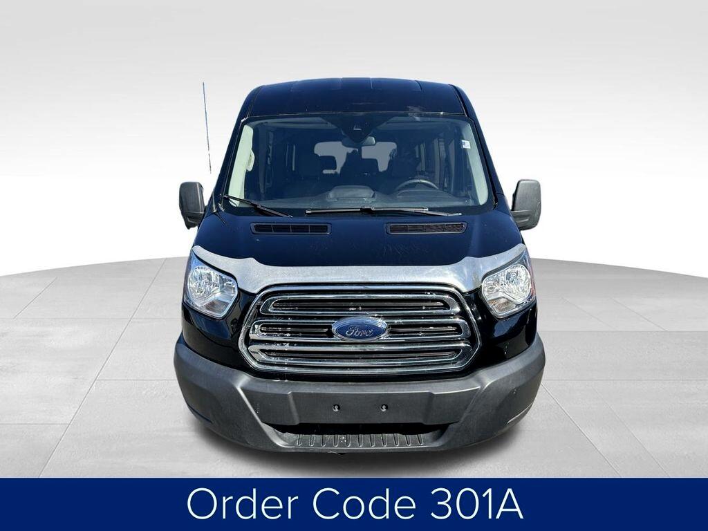 2019 Ford Transit Passenger XLT photo 7