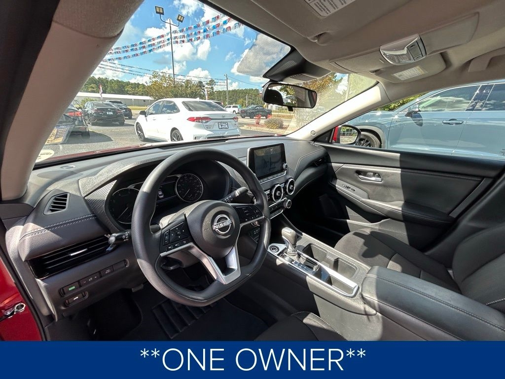 2024 Nissan Sentra SV photo 2