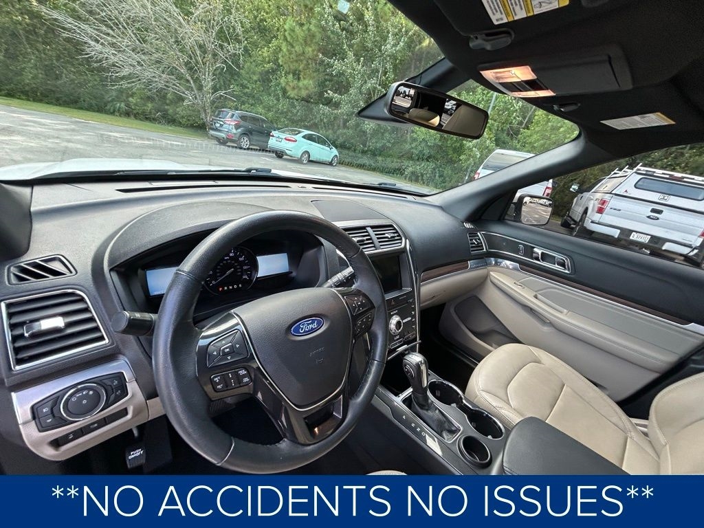 2019 Ford Explorer Limited photo 2
