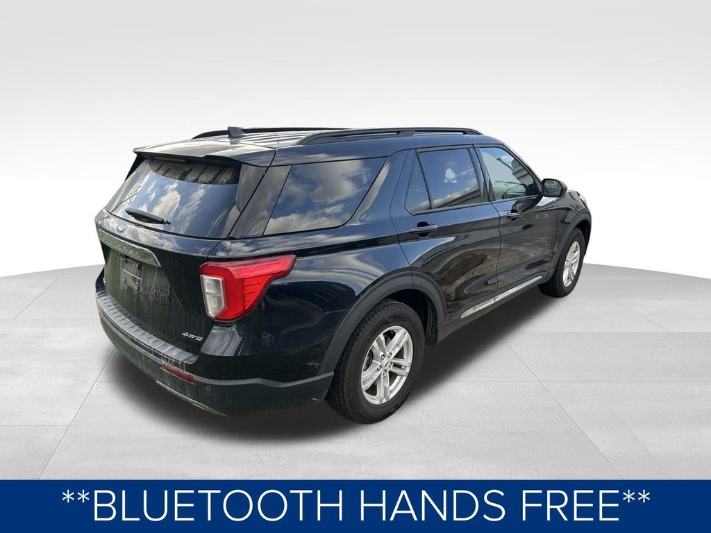 2023 Ford Explorer XLT photo 3