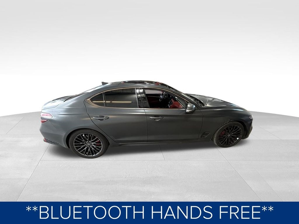 2022 Genesis G70 3.3T Launch Edition photo 2