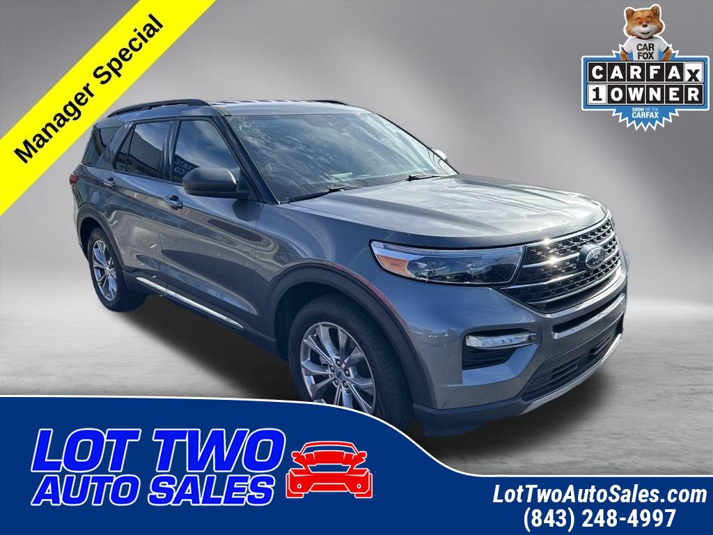 2023 Ford Explorer XLT's photo
