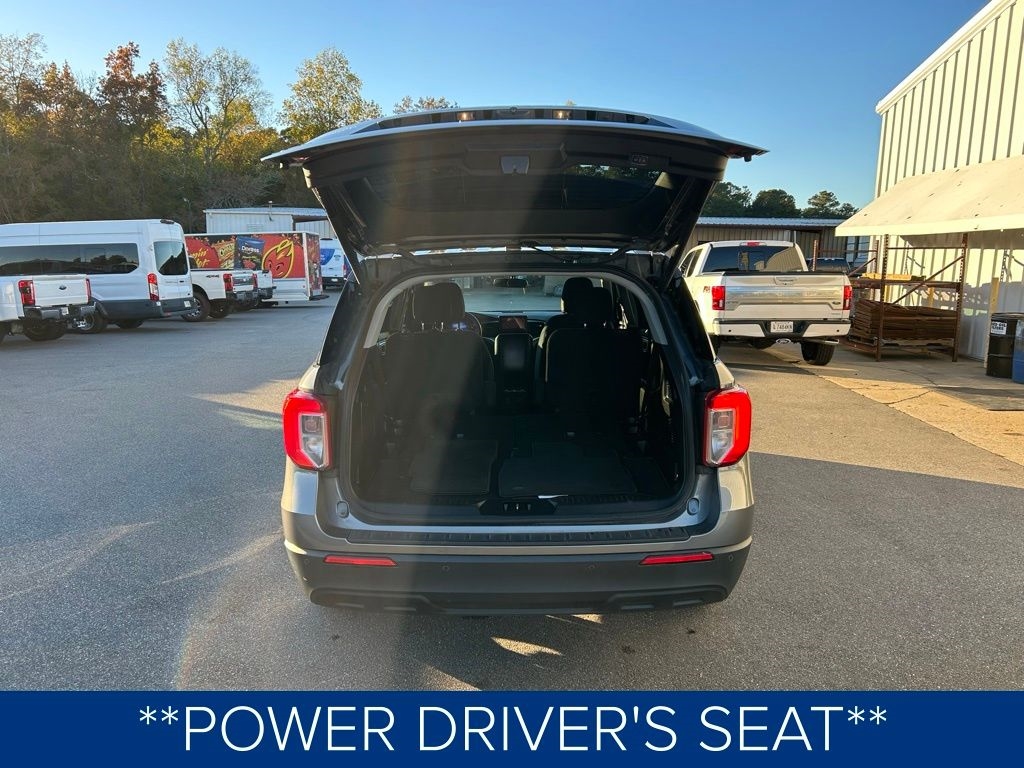 2022 Ford Explorer XLT photo 4