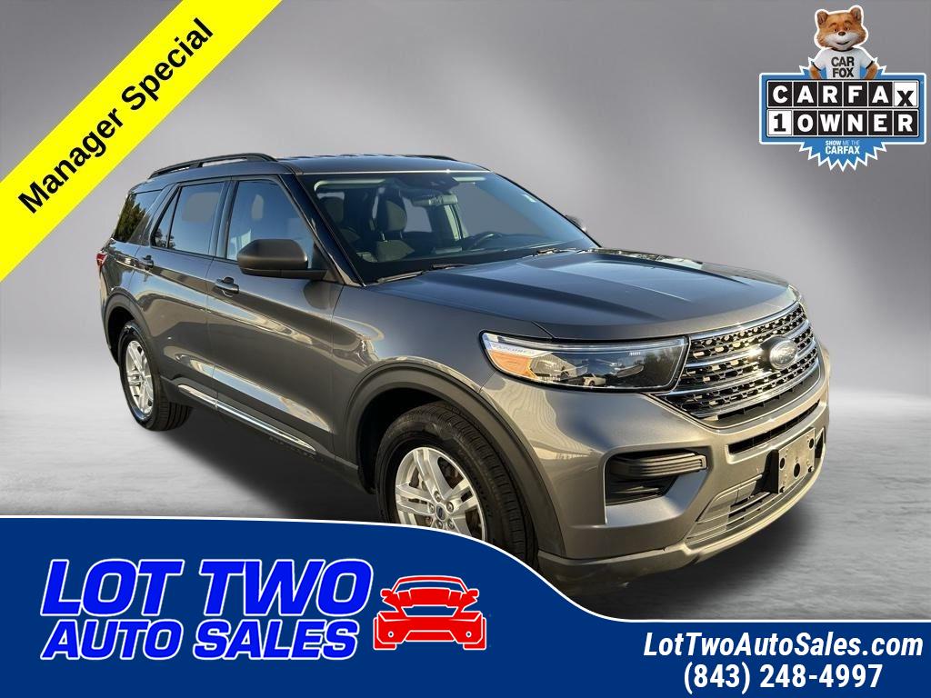 2022 Ford Explorer XLT's photo