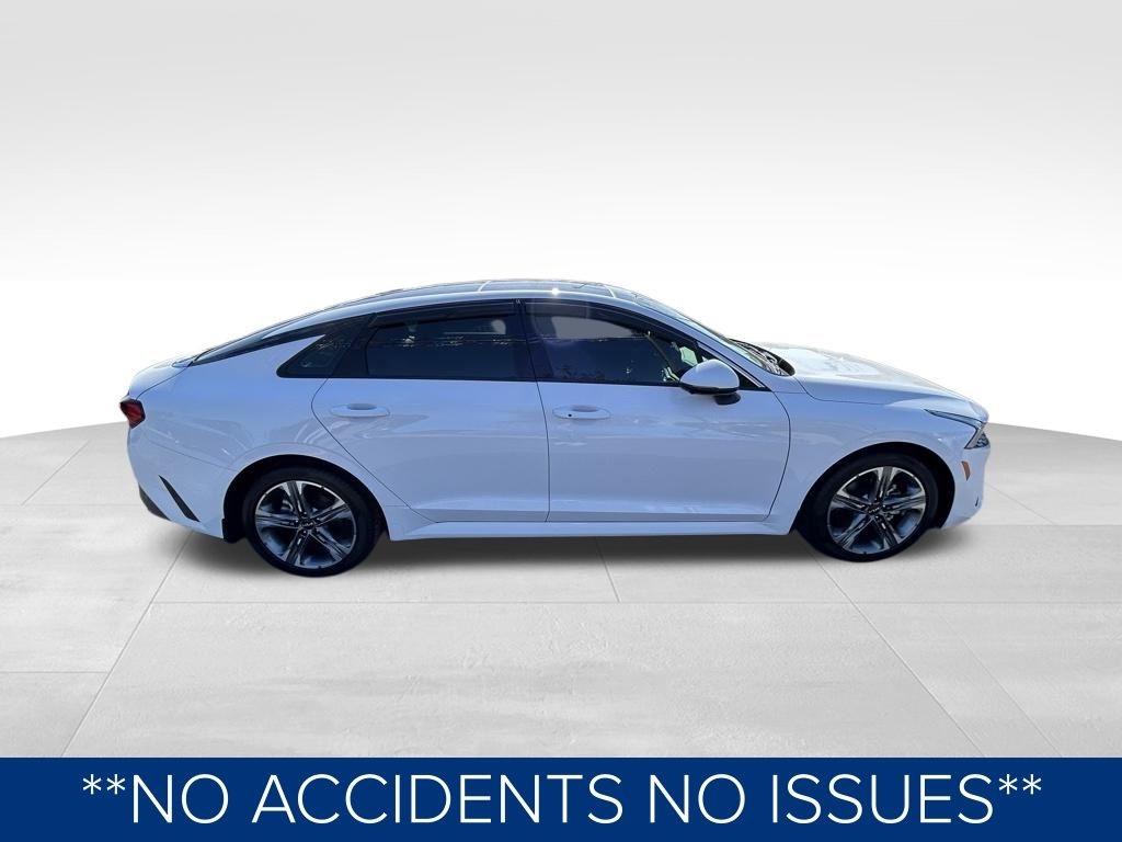 2024 Kia K5 EX photo 3